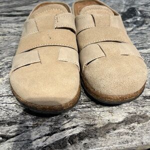 Earth Origins Womens Beige Suede Woven Slip-On Mules
